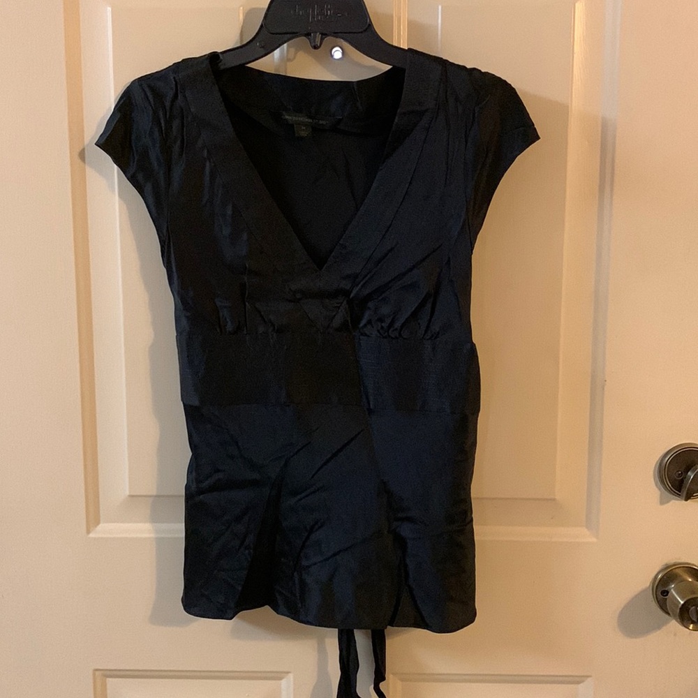 New without tags Express top
